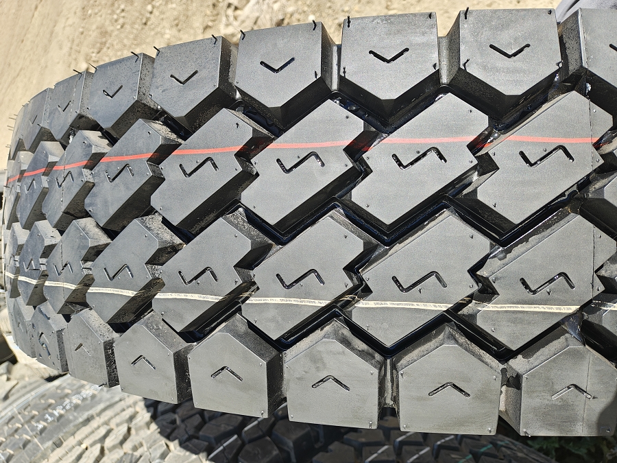 11 r 24.5 - Forlander FR939 Drive Tire
